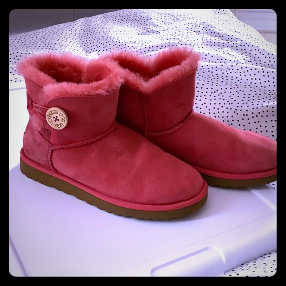 UGG | Shoes | Hot Pink Low Bailey Uggs | Poshmark